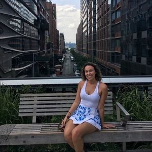 Meet Your Posher, Melanie